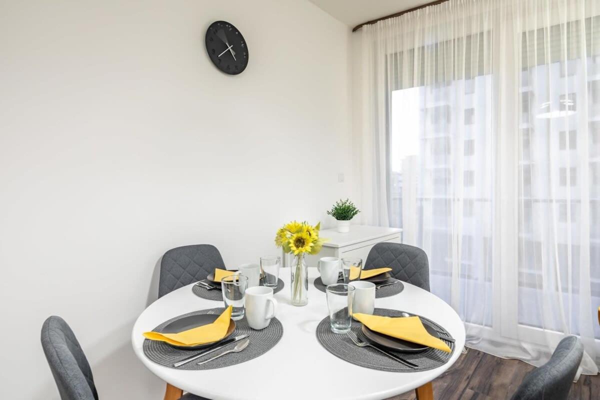 Apartment Balcony - Easy Parking - Comfy Budapest