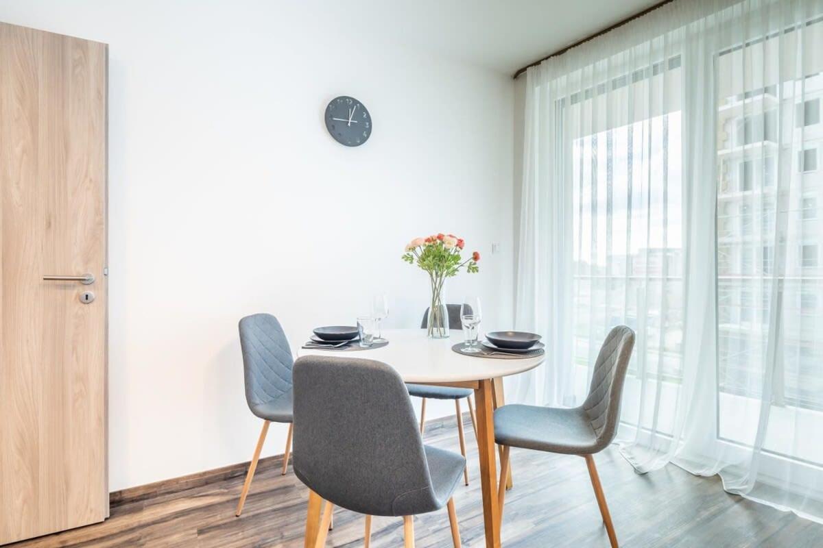 Apartment Balcony - Easy Parking - Comfy Budapest